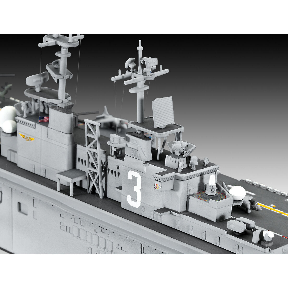 Revell 05178 - Assault Carrier USS WASP CLASS